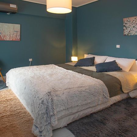 Top Floor Apartment In Chalkís Eksteriør billede